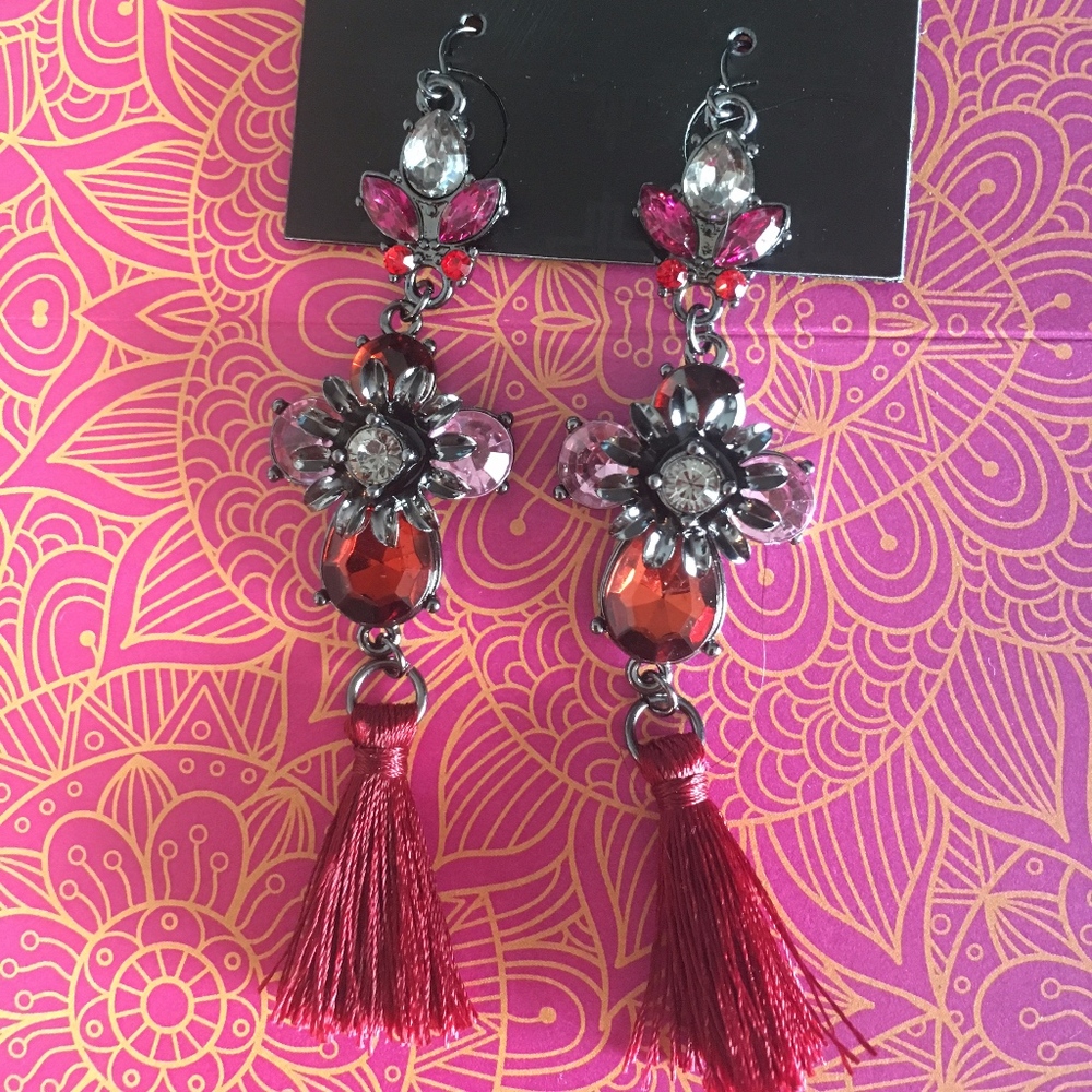 Vintage Inspired Romeo & Juliet Drop Earrings Tass